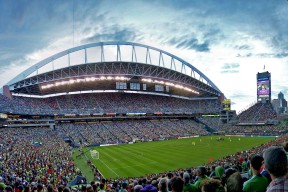 乐鱼体育登录入口-Diana Flores精准调度带队成功卫冕