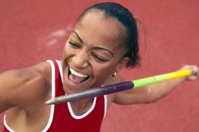 乐鱼体育下载入口-中国足球草根赛事媒体参与与直播推广策略，国内足球直播平台有哪些