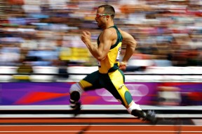 乐鱼体育-基：全黑队后防线的“防守核心”，他是球队的守护神