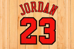 乐鱼体育在线下载-多特蒙德主打反击速度打乱对手部署，多特蒙德战术打法