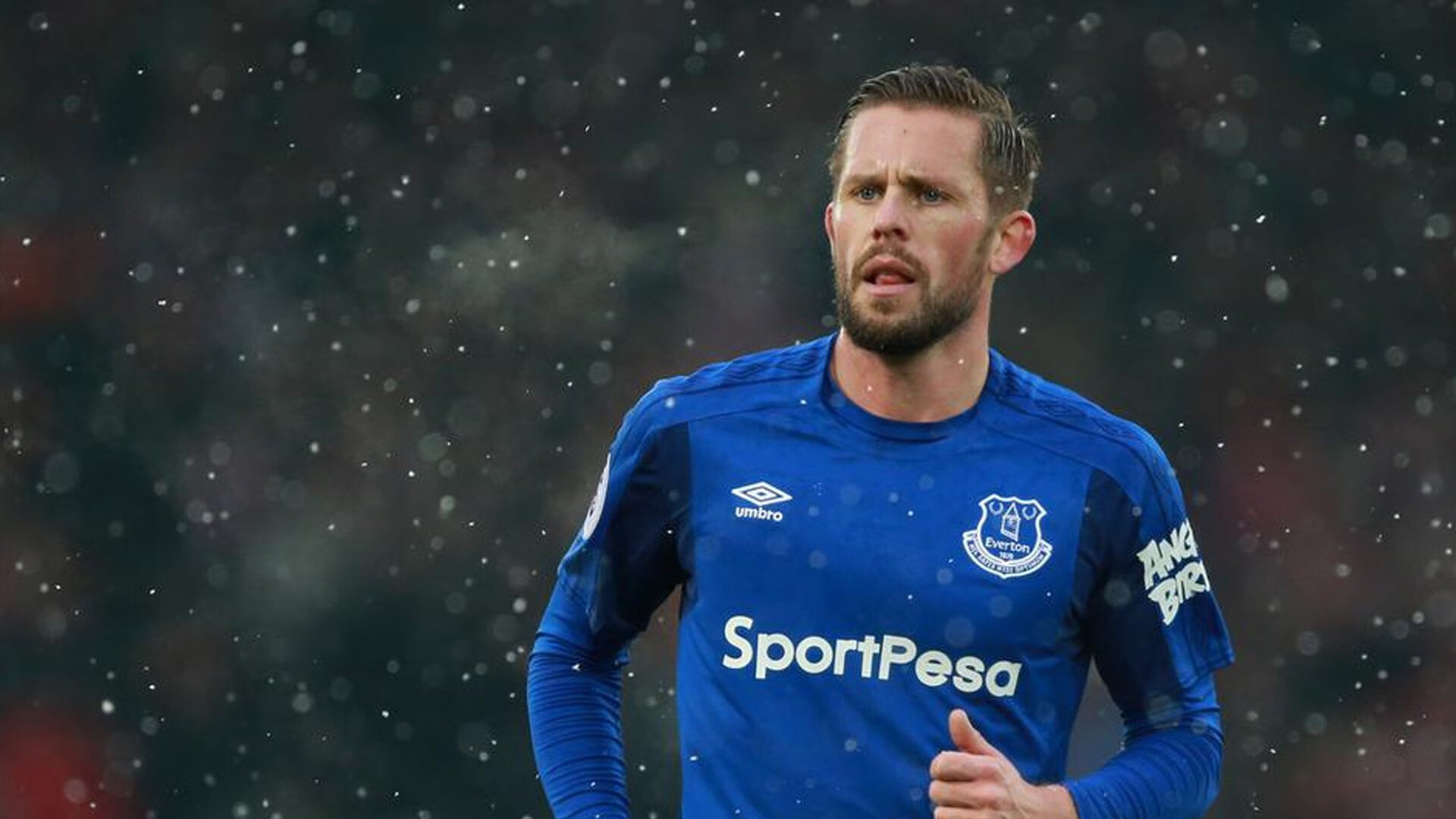 “马科斯·梅特罗：阿根廷美洲狮队的全能球员，未来必将更加耀眼”